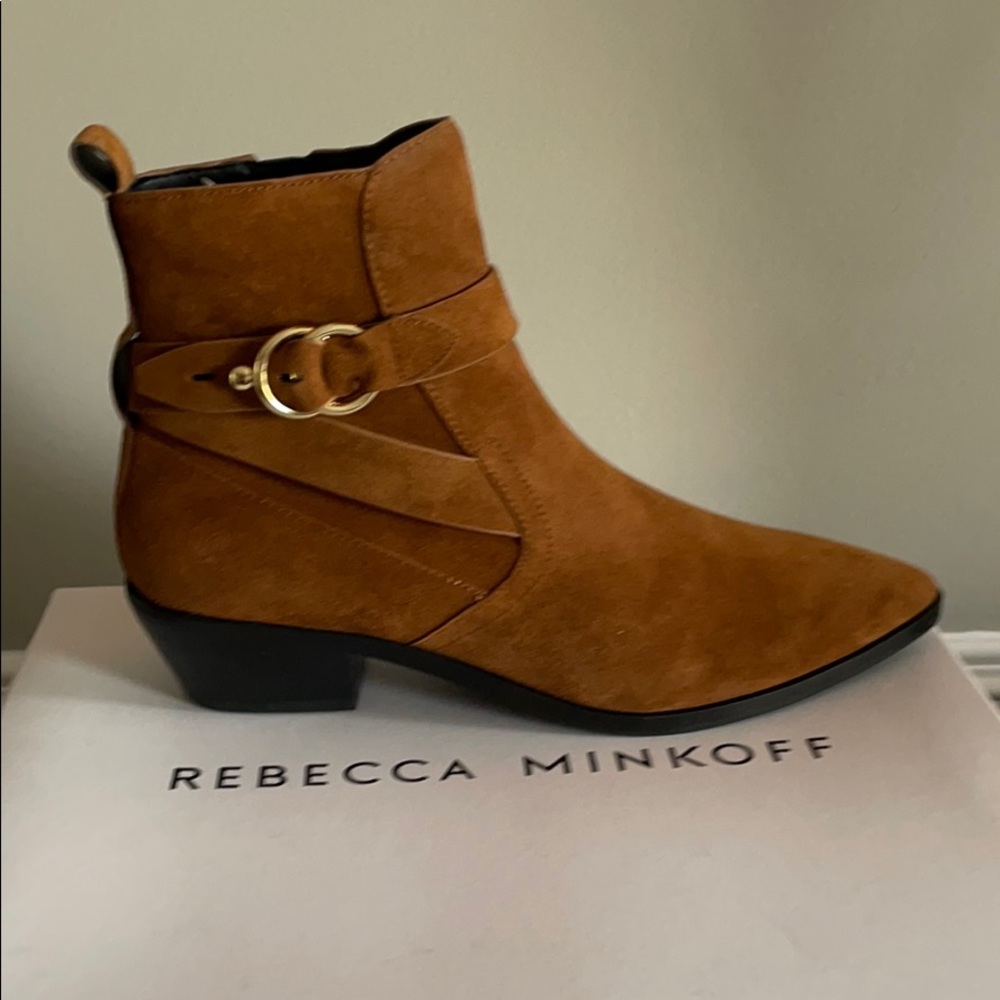 NWB🥰 Rebecca Minkoff Booties